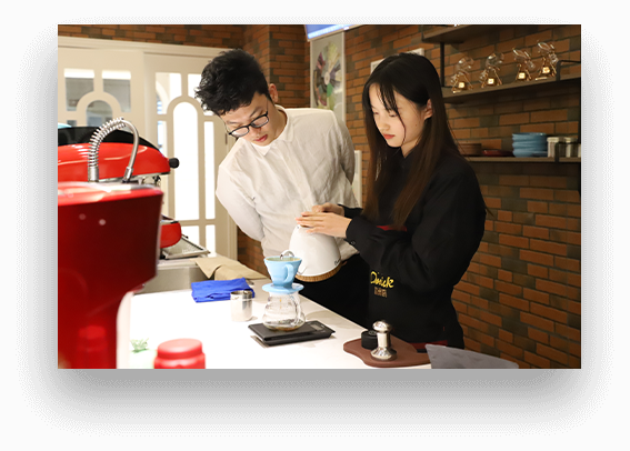 杭州歐米奇西點(diǎn)培訓(xùn)學(xué)校 歐米奇