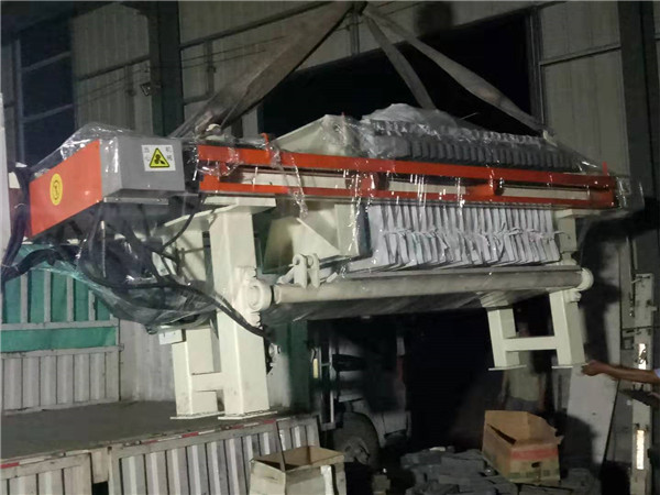 保溫壓濾機(jī)